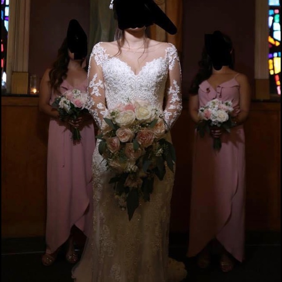 Wedding Gown - Picture 2 of 8